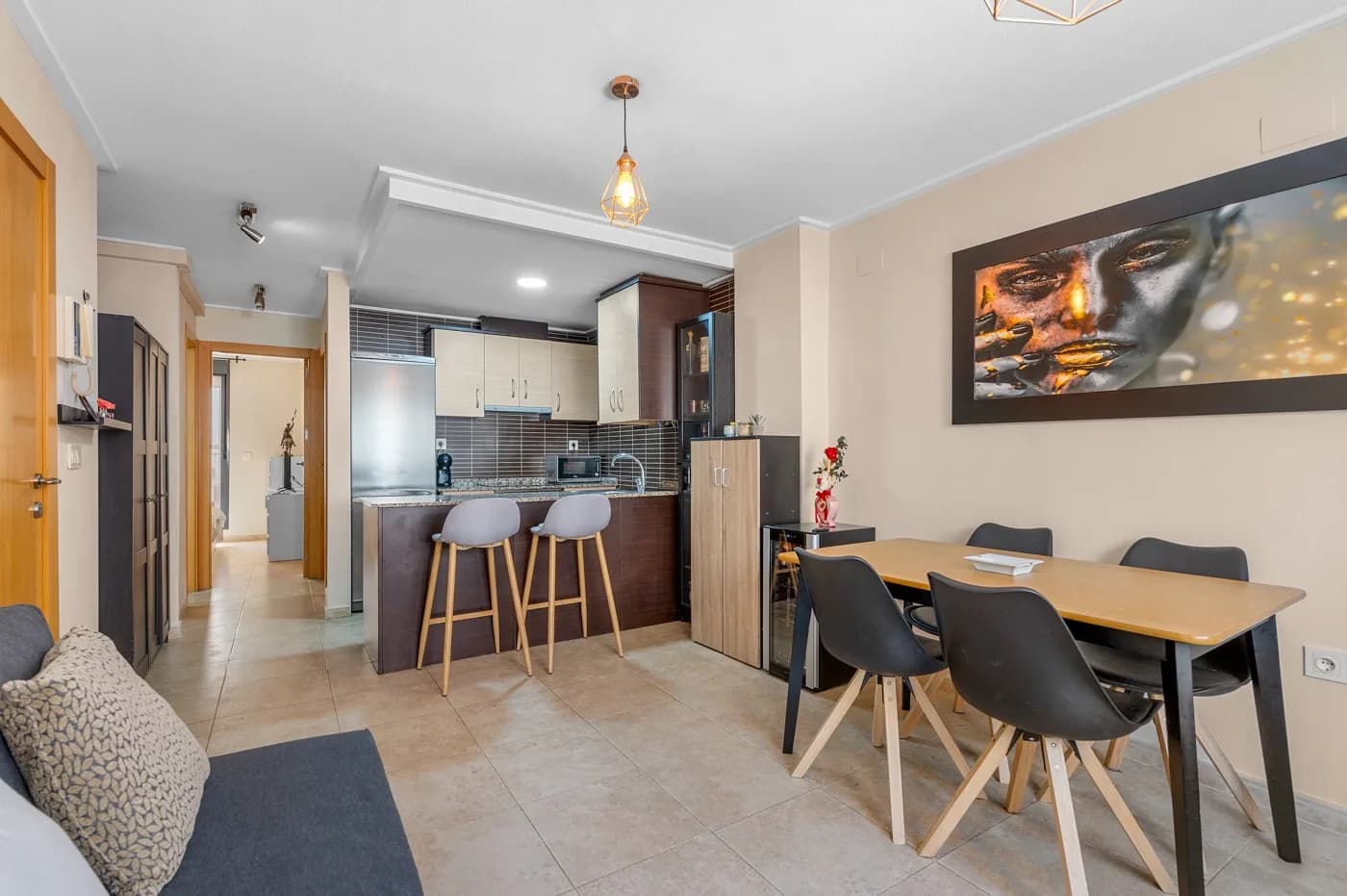Apartment de 2 dormitorios en venta en Alicante - Image 3