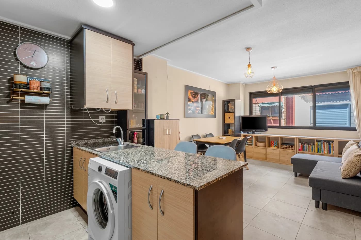 Apartment de 2 dormitorios en venta en Alicante - Image 6
