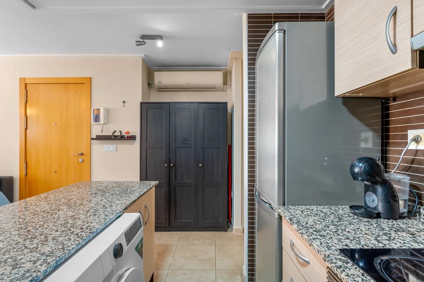 Apartment de 2 dormitorios en venta en Alicante - Image 9