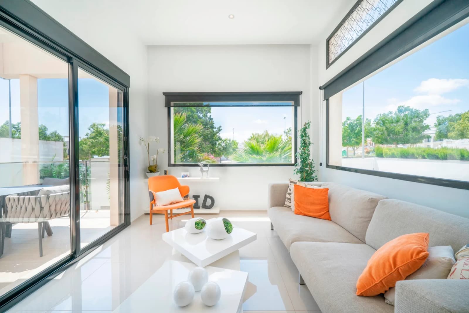 Villa de 3 dormitorios en venta en Ciudad Quesada - Rojales, Alicante - Image 4