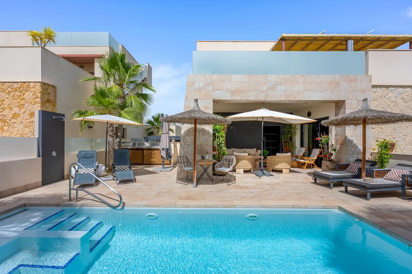 Villa de 3 dormitorios en venta en Benijófar, Alicante