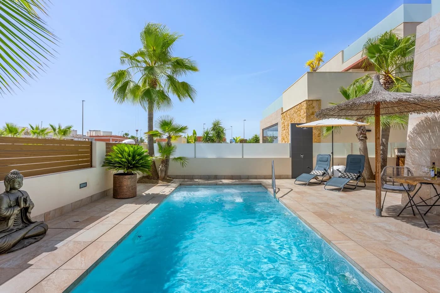 Villa de 3 dormitorios en venta en Benijófar, Alicante - Image 6