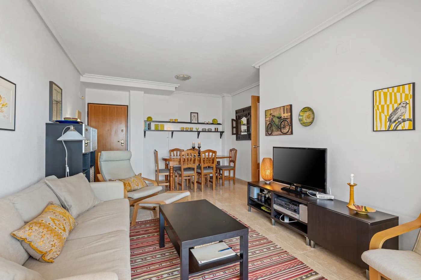 Apartment de 3 dormitorios en venta en Cabo Roig, Alicante - Image 5