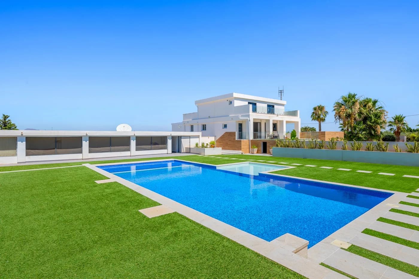 Country Estate In Los Montesinos - Image 4