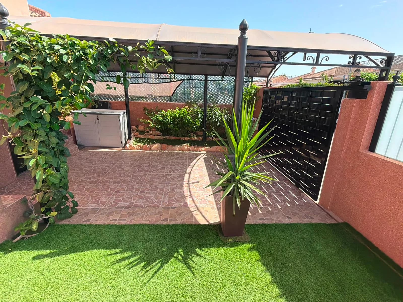 Detached Villa In Los Montesinos - Image 2