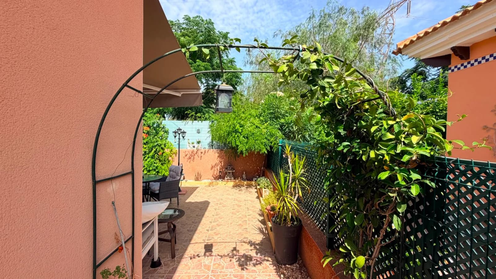 Detached Villa In Los Montesinos - Image 4