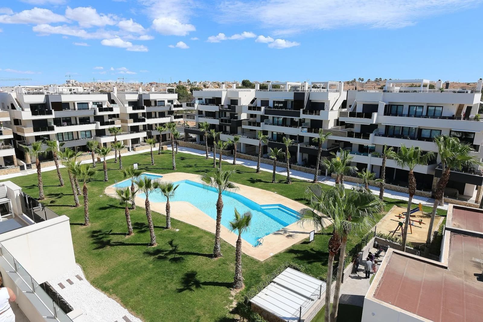 Villa de 3 dormitorios en venta en Los Altos, Alicante - Image 7