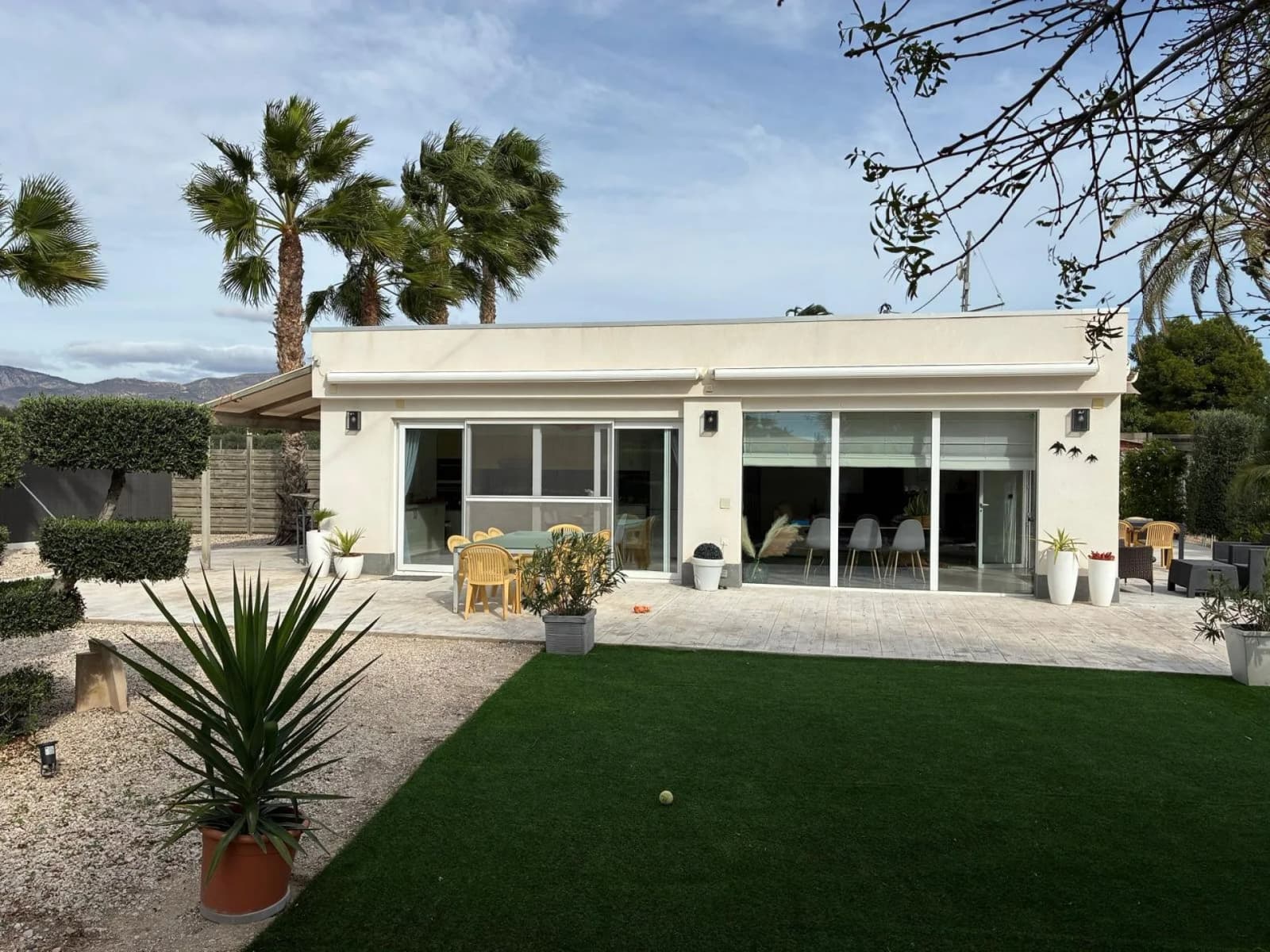 Detached Villa In Crevillente - Image 9