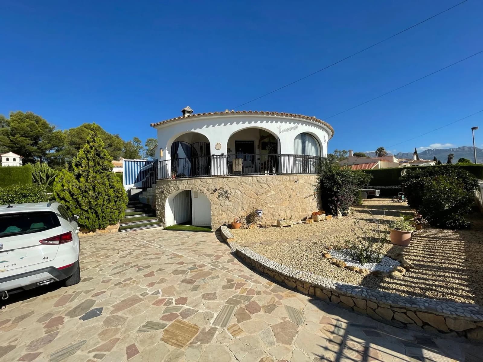 Detached Villa In Alfas Del Pi