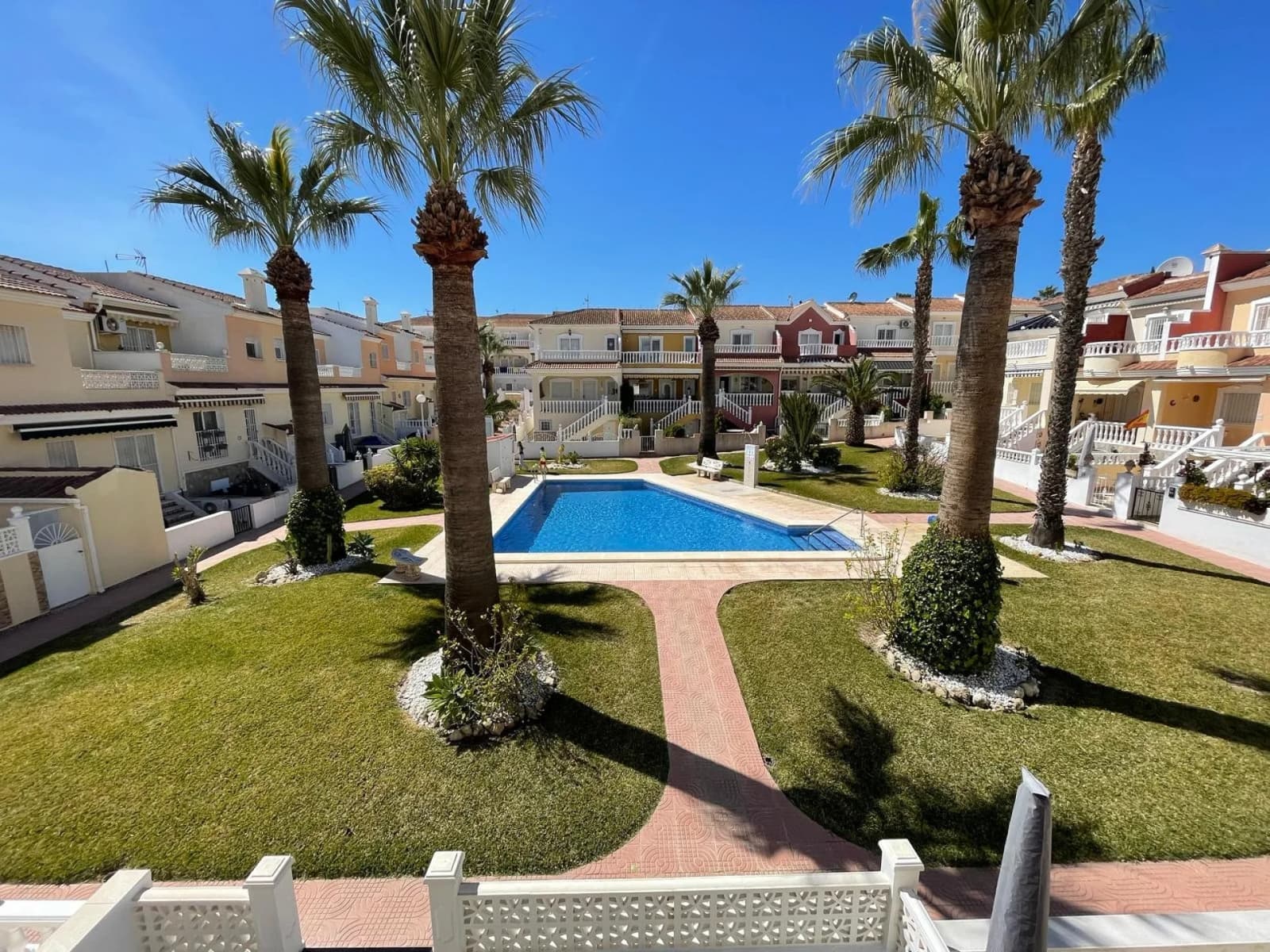 Townhouse de 3 dormitorios en venta en Ciudad Quesada, Alicante