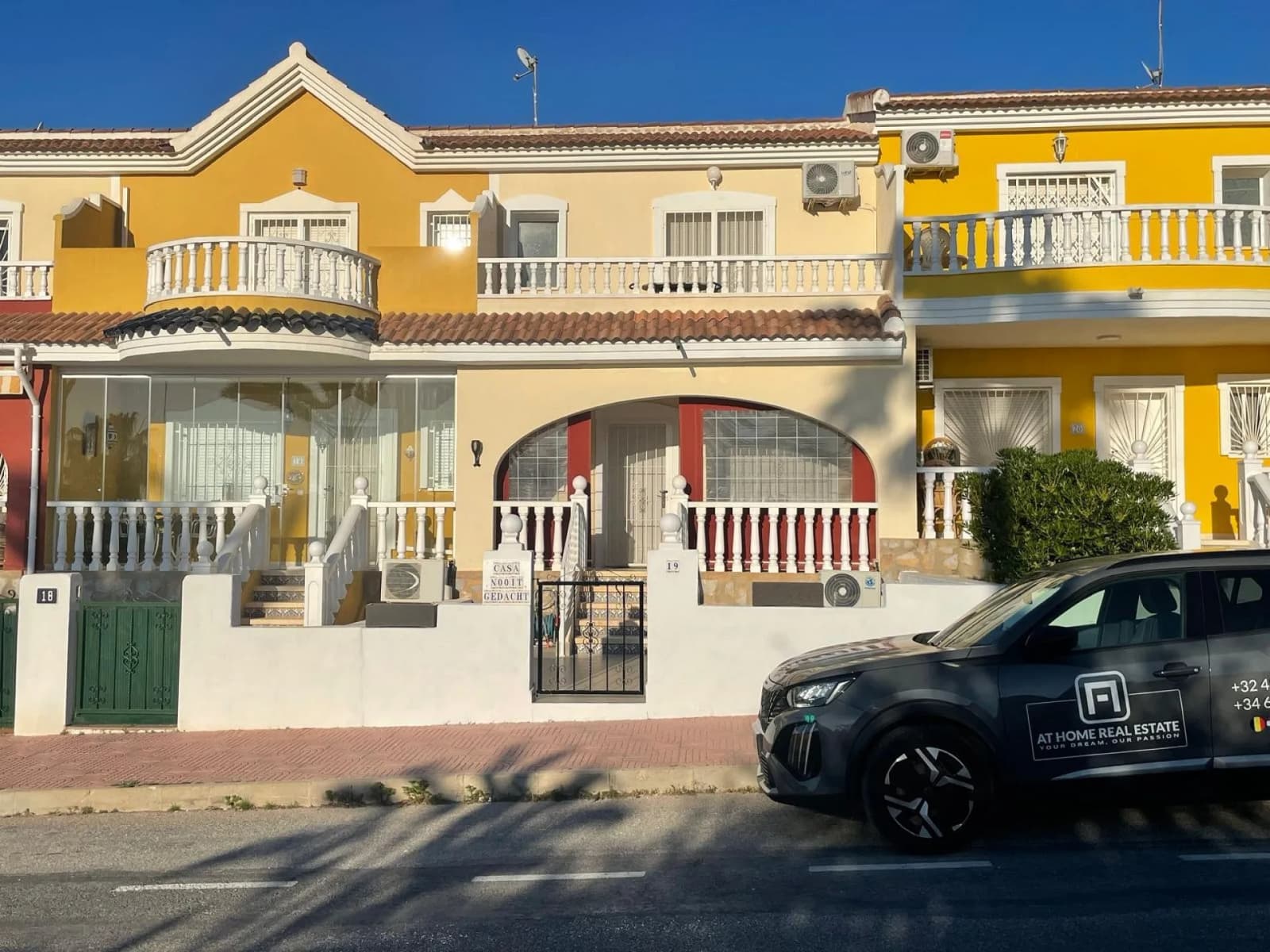 Townhouse de 3 dormitorios en venta en Ciudad Quesada, Alicante - Image 2