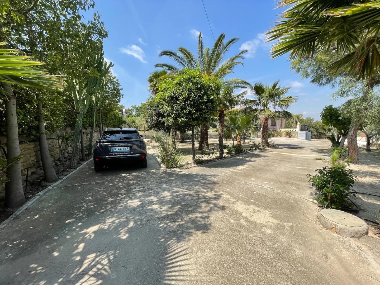 Detached Villa In El Rebolledo - Image 4