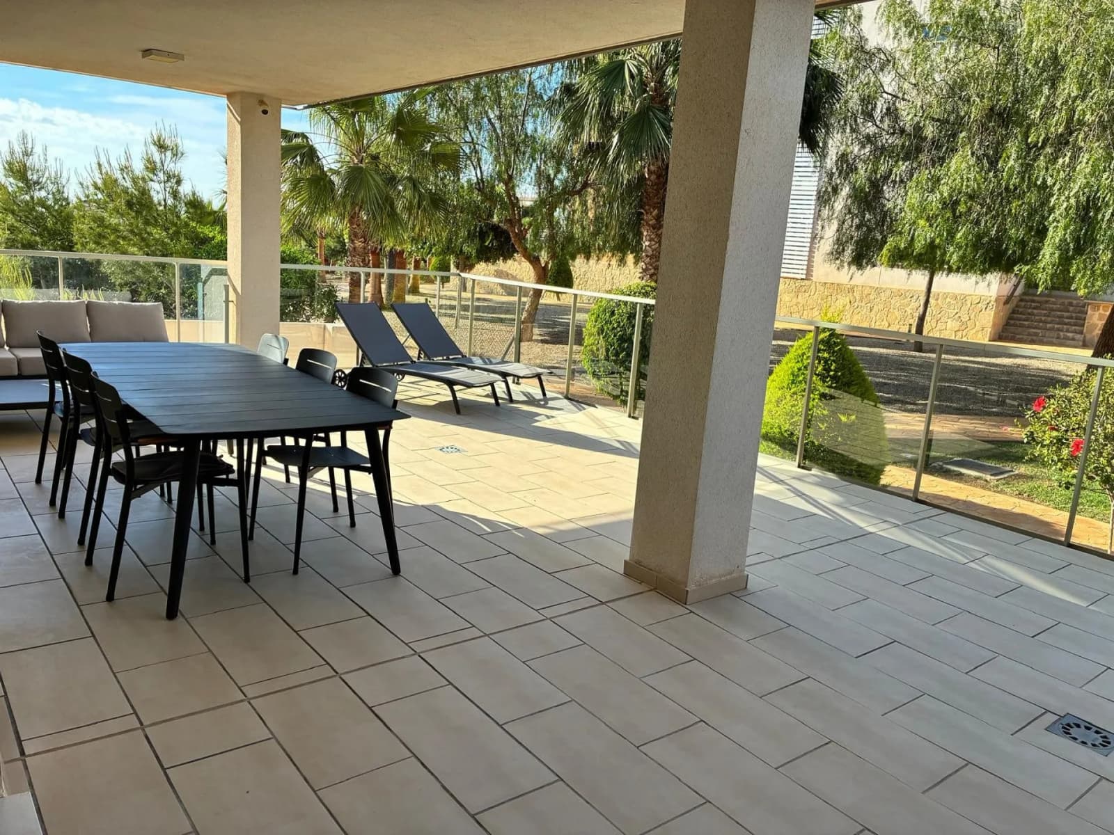 Apartment de 3 dormitorios en venta en Villamartin, Alicante - Image 5