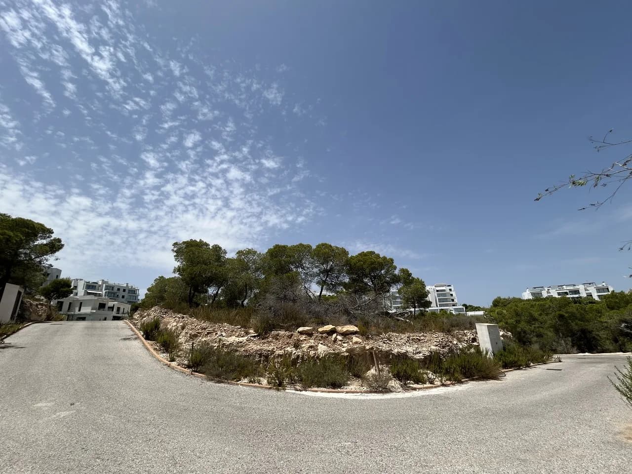 Plot In Las Colinas Golf Resort - Image 6