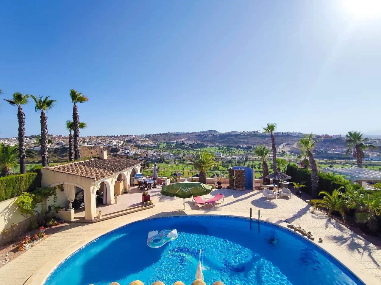 Villa de 5 dormitorios en venta en Ciudad Quesada, Alicante
