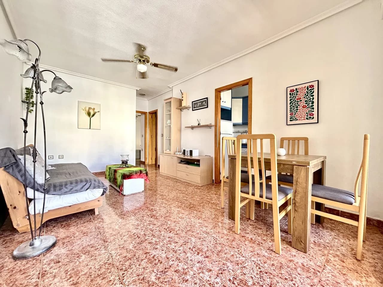 Penthouse In Los Altos - Image 6