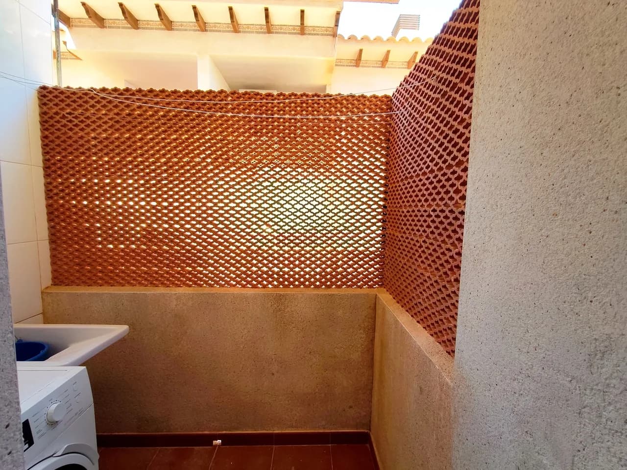 Apartment de 2 dormitorios en venta en Villamartin, Alicante - Image 9
