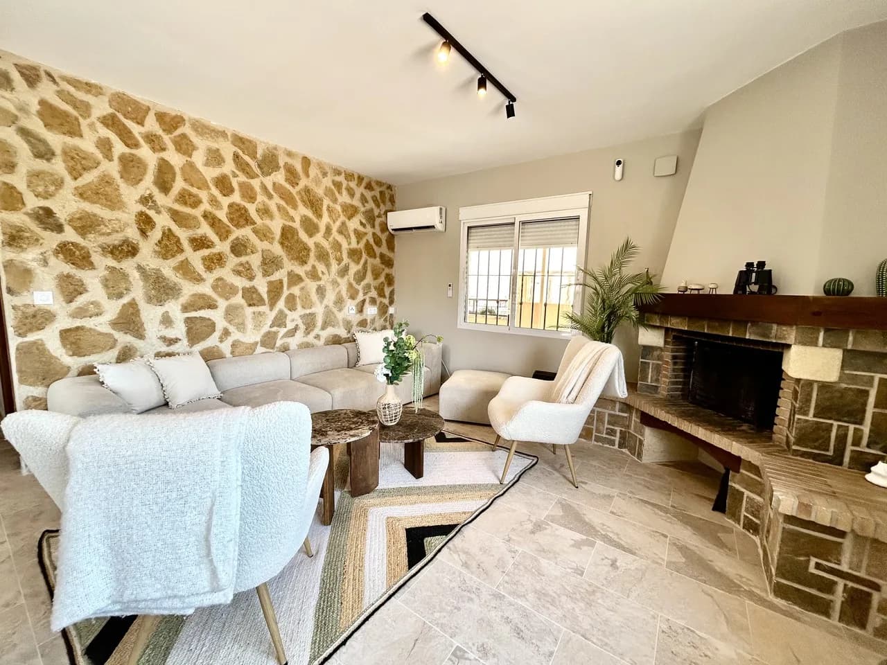 Villa de 5 dormitorios en venta en La Zenia, Alicante - Image 7