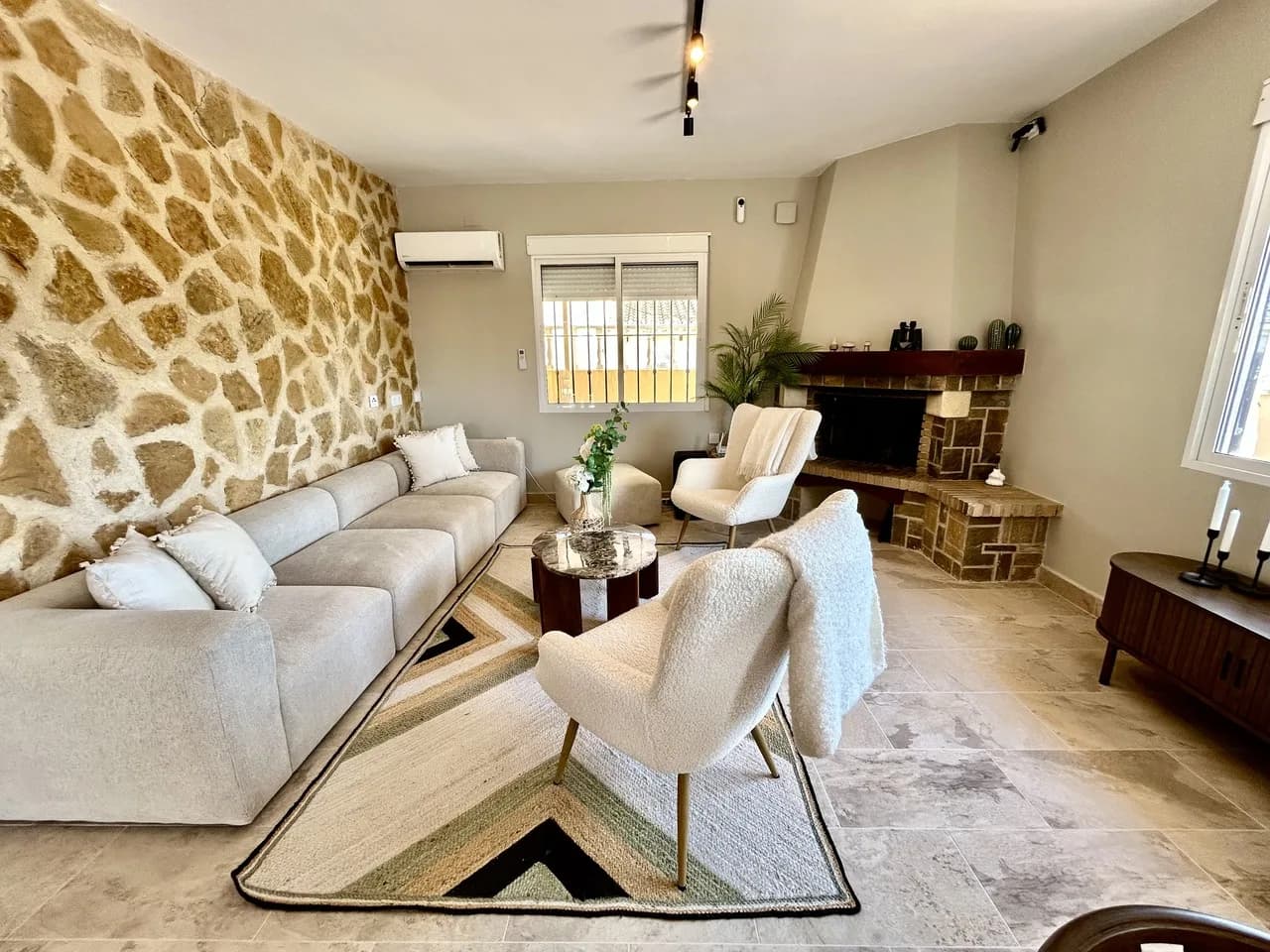 Villa de 5 dormitorios en venta en La Zenia, Alicante - Image 8