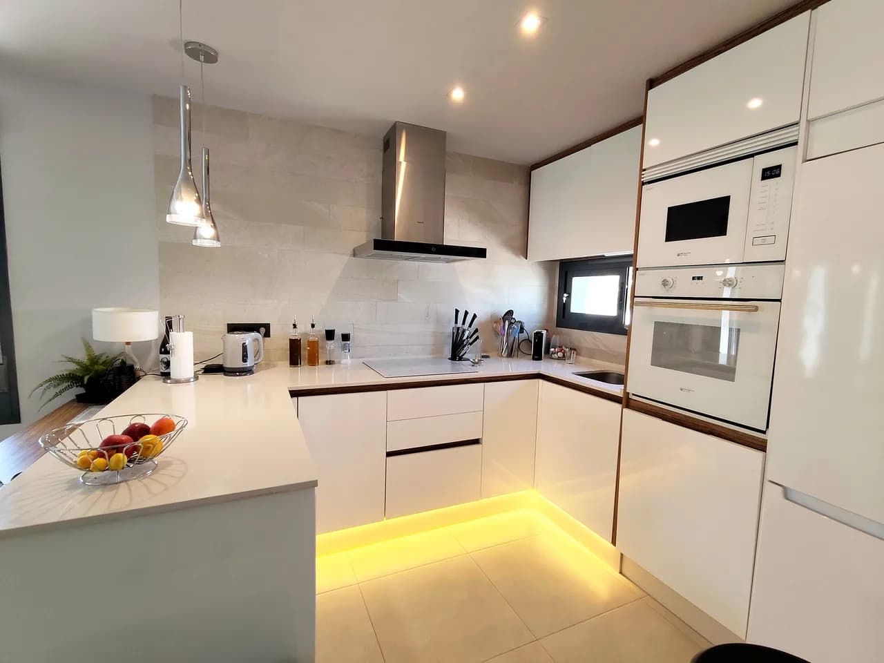 Villa de 3 dormitorios en venta en Guardamar Del Segura, Alicante - Image 3