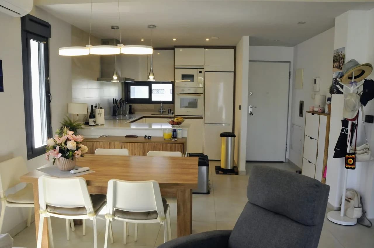 Villa de 3 dormitorios en venta en Guardamar Del Segura, Alicante - Image 4