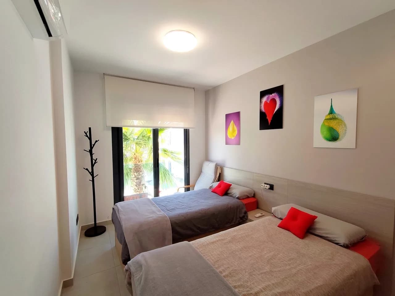 Villa de 3 dormitorios en venta en Guardamar Del Segura, Alicante - Image 8