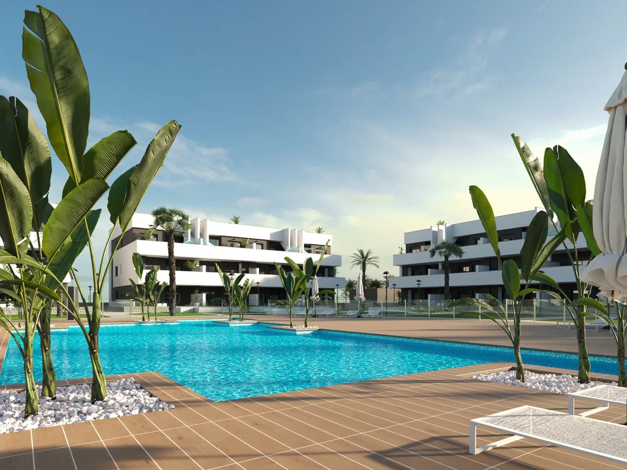 Apartment de 2 dormitorios en venta en Guardamar del Segura, Alicante - Image 2