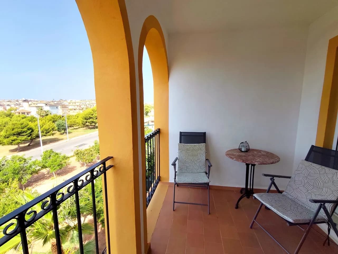 Apartment de 2 dormitorios en venta en La Zenia, Alicante - Image 3