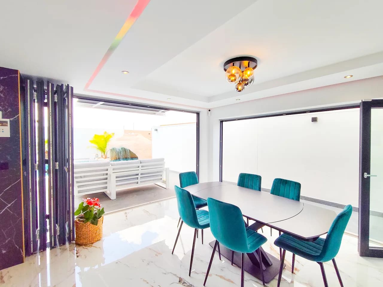Townhouse de 5 dormitorios en venta en Los Urrutias, Murcia - Image 9