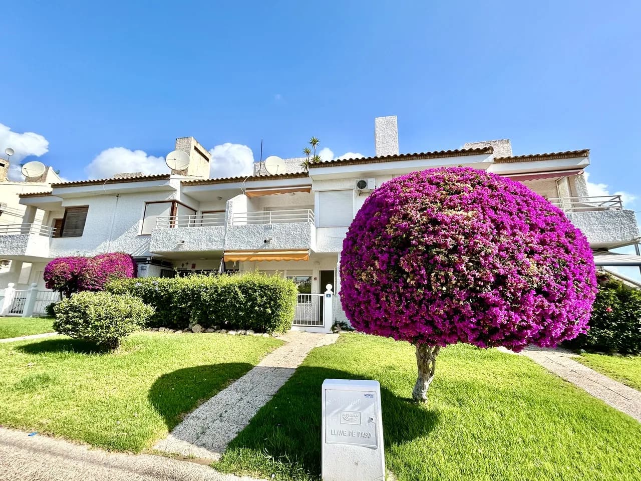 Apartment de 2 dormitorios en venta en Villamartin, Alicante
