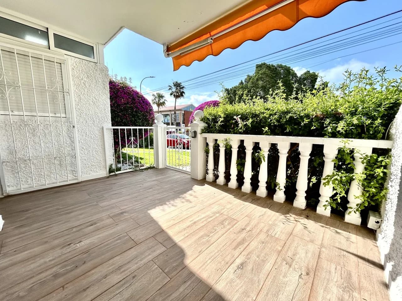 Apartment de 2 dormitorios en venta en Villamartin, Alicante - Image 5
