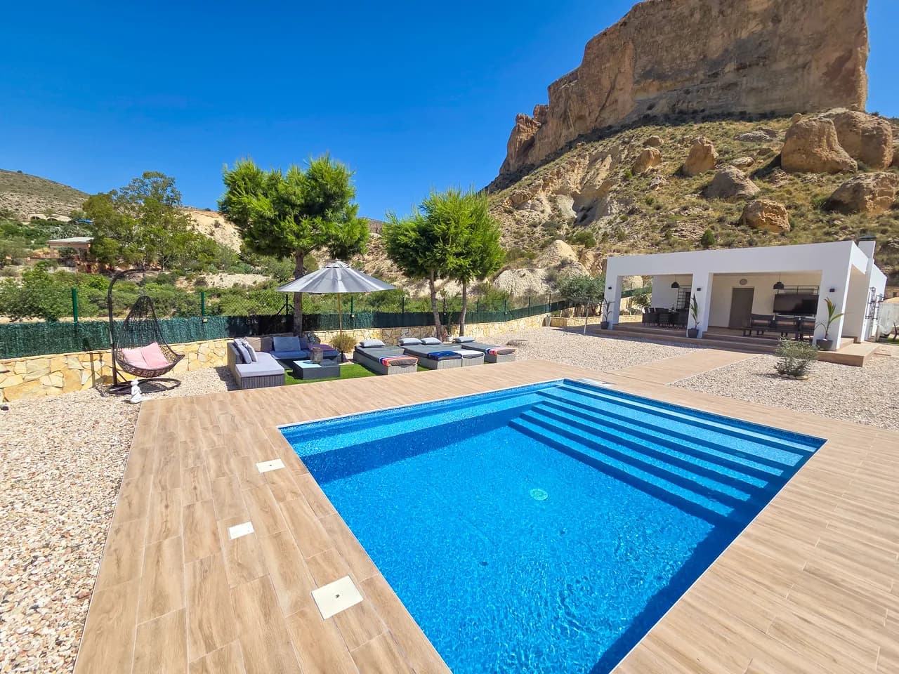 Villa de 3 dormitorios en venta en Crevillente, Alicante