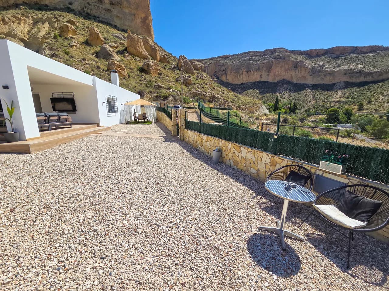 Villa de 3 dormitorios en venta en Crevillente, Alicante - Image 4