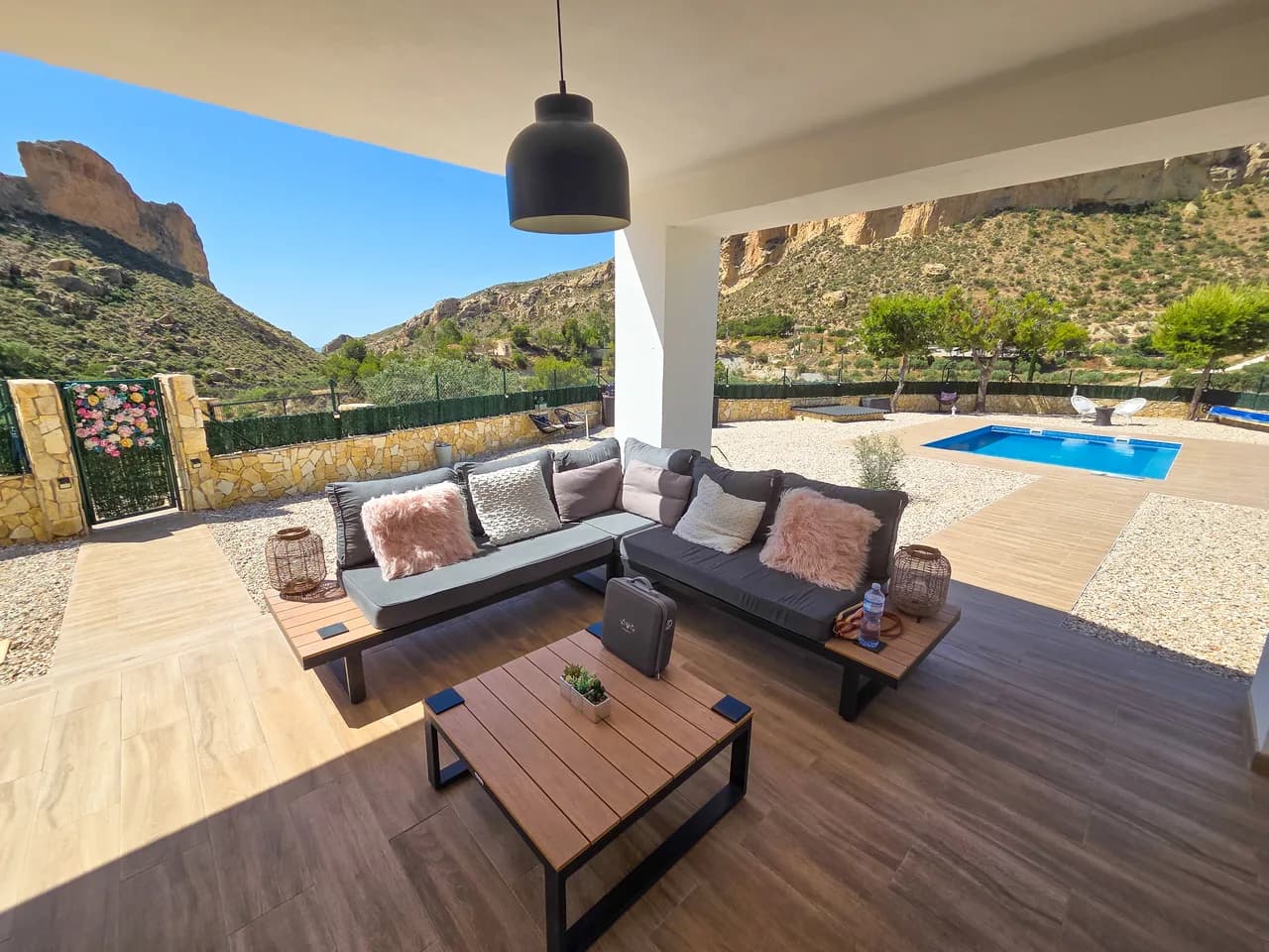 Villa de 3 dormitorios en venta en Crevillente, Alicante - Image 8