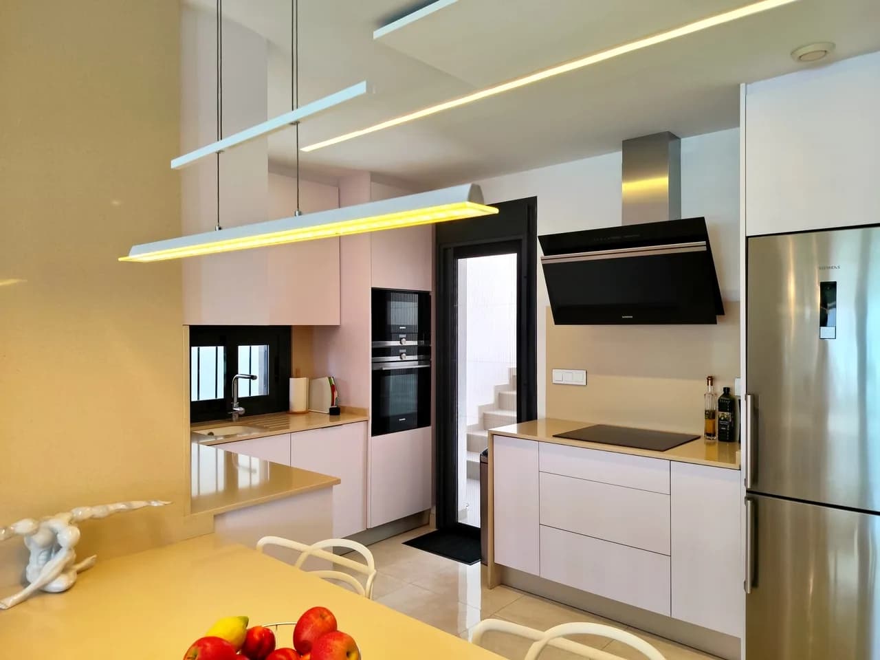 Villa de 3 dormitorios en venta en San Miguel de Salinas, Alicante - Image 7