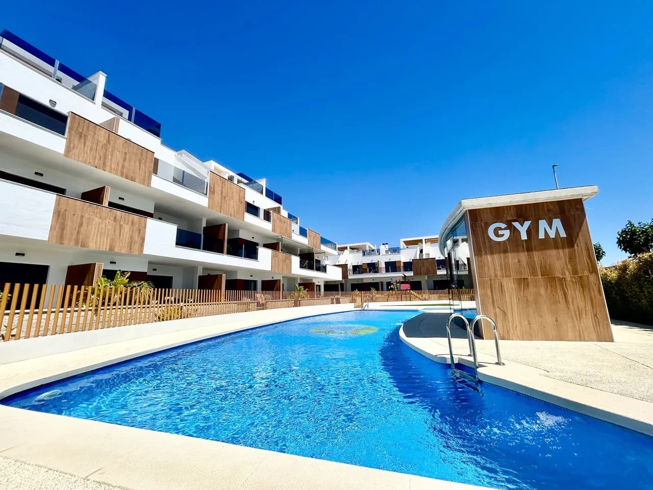 Apartment de 2 dormitorios en venta en Pilar de la Horadada, Alicante
