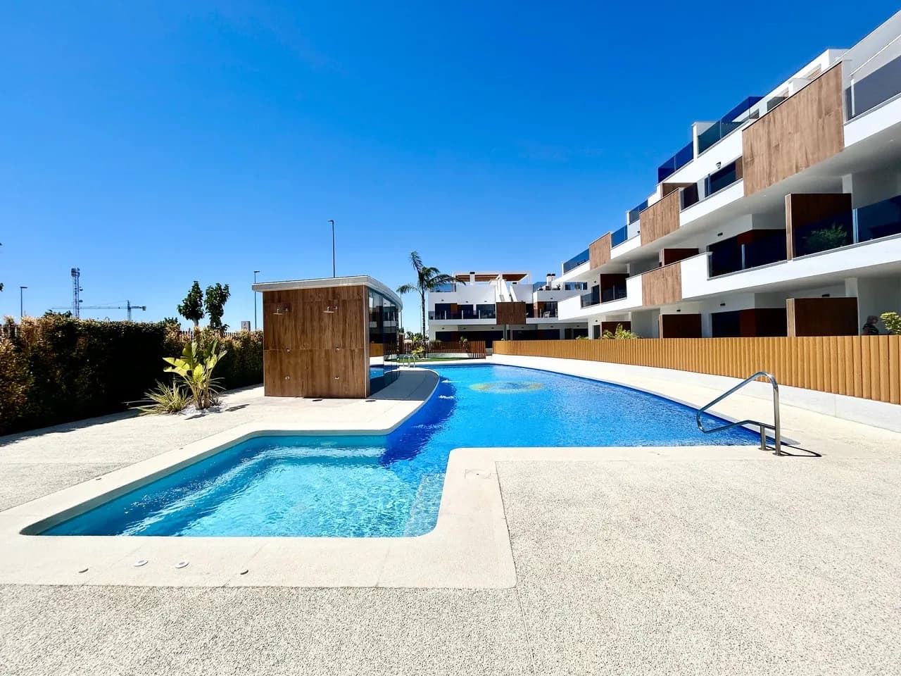 Apartment de 2 dormitorios en venta en Pilar de la Horadada, Alicante - Image 3