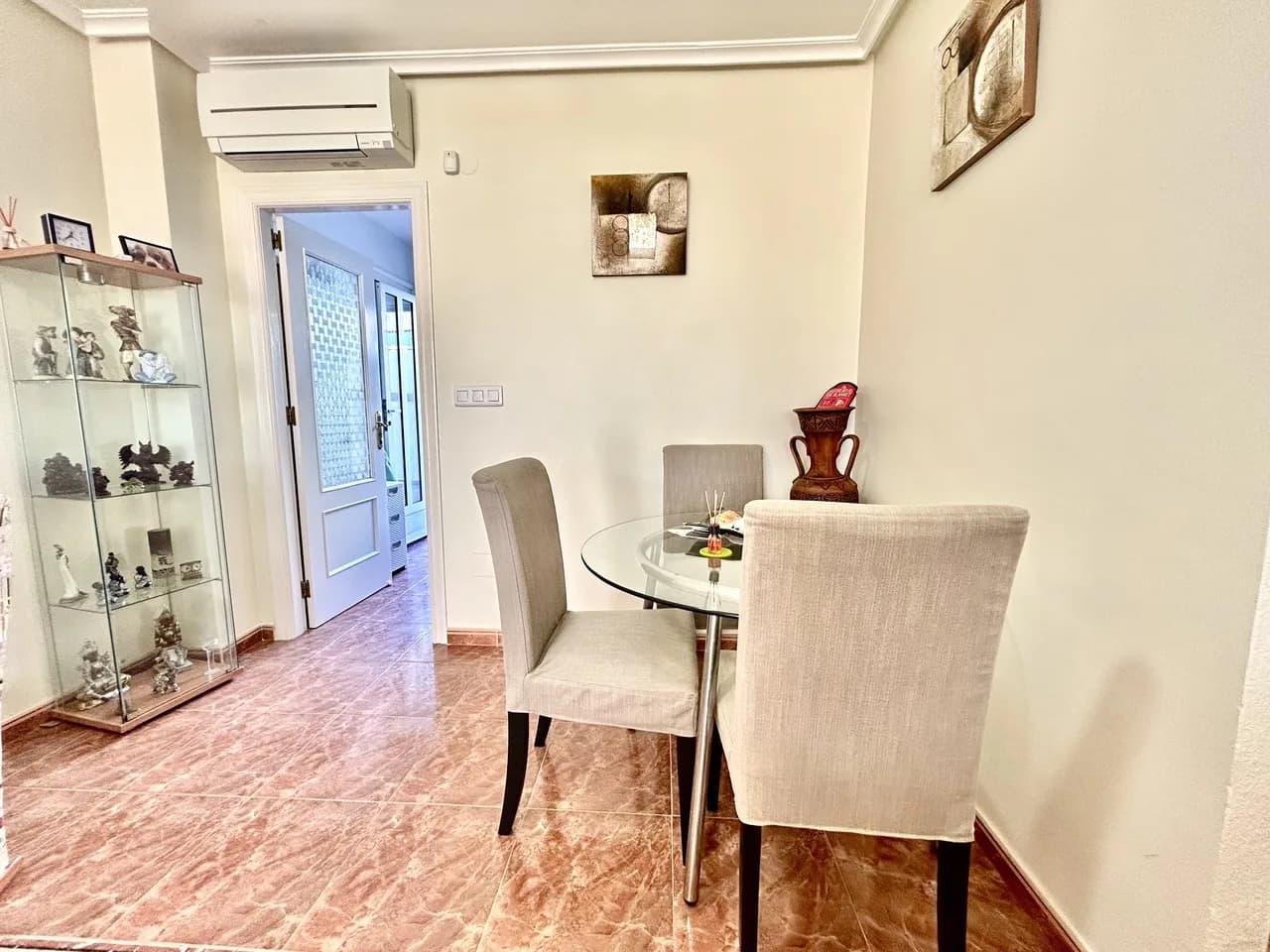 Apartment de 2 dormitorios en venta en La Zenia, Alicante - Image 8