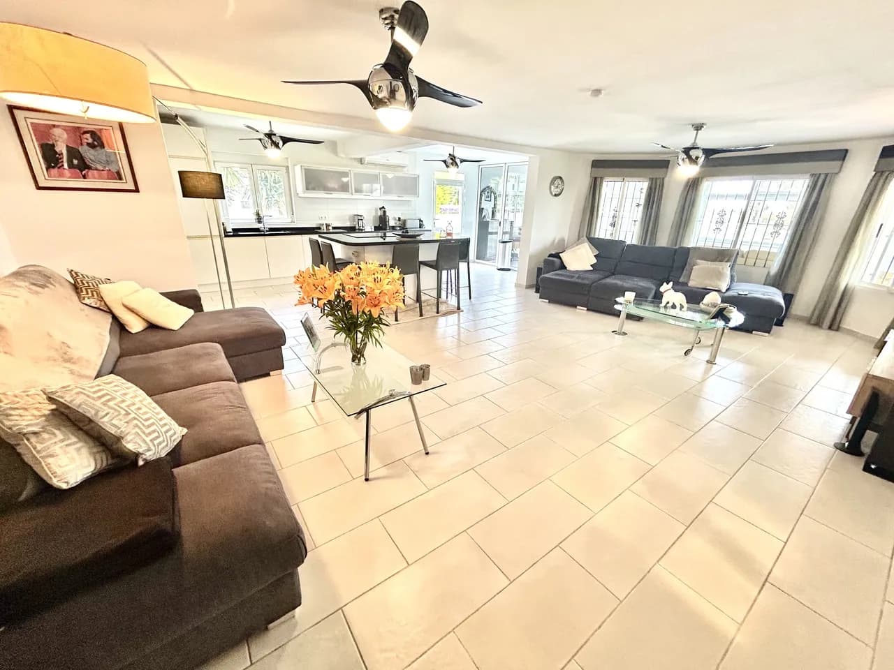 Villa de 4 dormitorios en venta en Catral, Alicante - Image 6