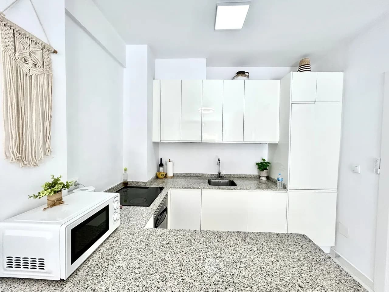 Apartment de 2 dormitorios en venta en La Zenia, Alicante - Image 6