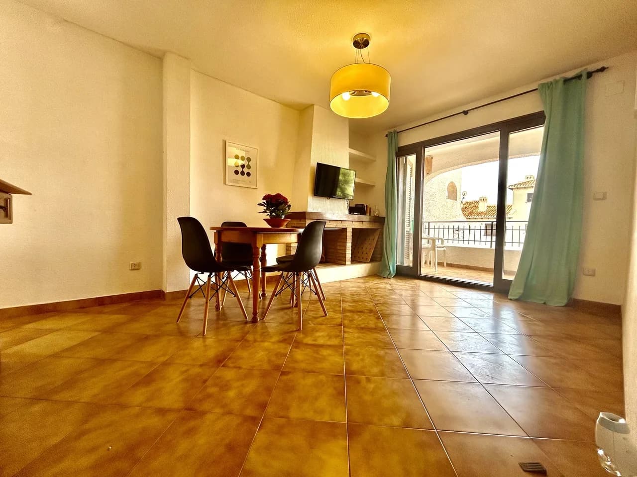 Apartment de 2 dormitorios en venta en Cabo Roig, Alicante - Image 3