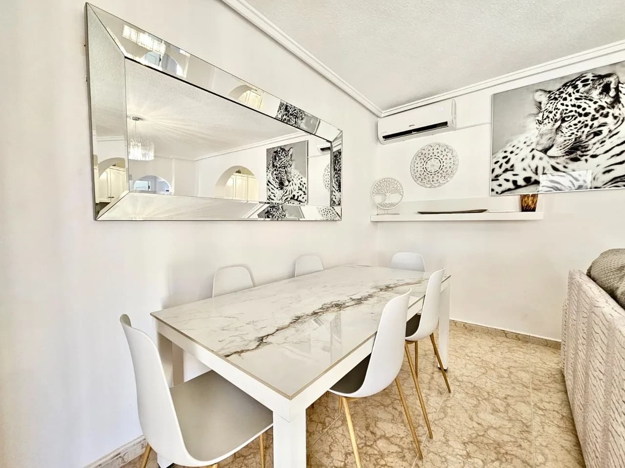 Townhouse de 2 dormitorios en venta en Punta Prima, Alicante - Image 8