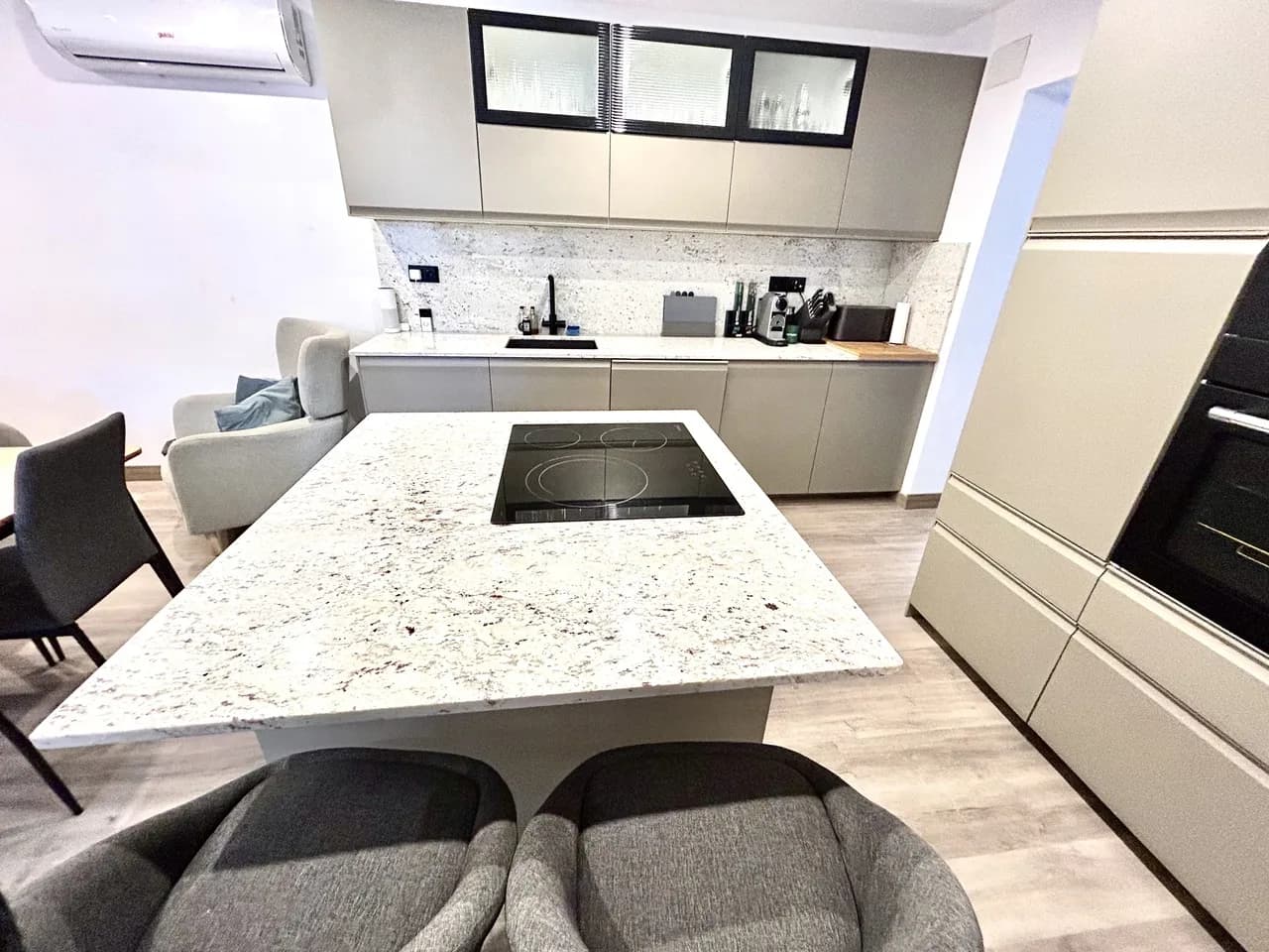 Townhouse de 4 dormitorios en venta en San Miguel De Salinas, Alicante - Image 6