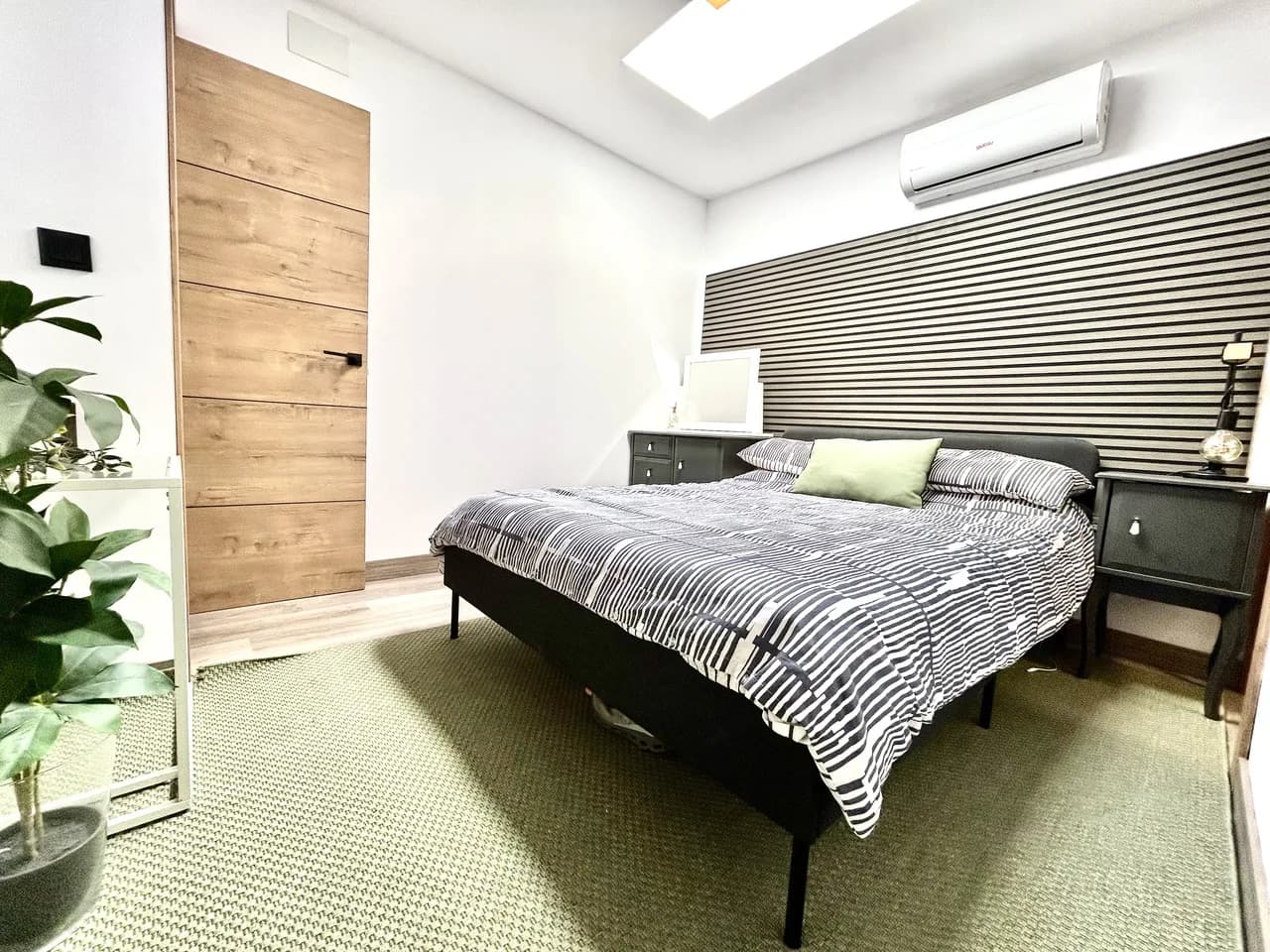 Townhouse de 4 dormitorios en venta en San Miguel De Salinas, Alicante - Image 9