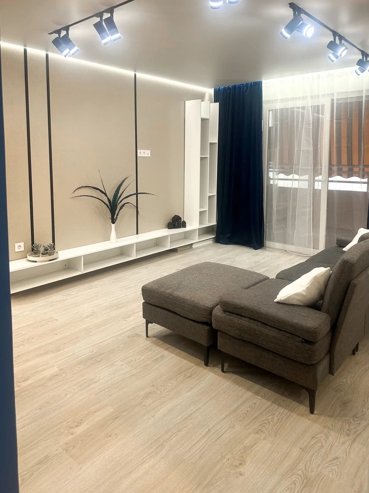 Apartment de 2 dormitorios en venta en Torrevieja, Alicante - Image 3