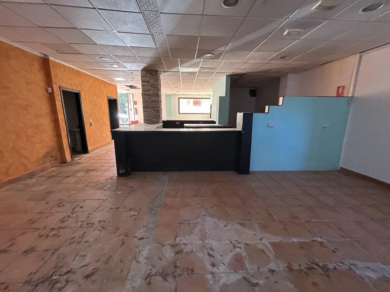 Commercial en venta en Villamartin, Alicante - Image 7