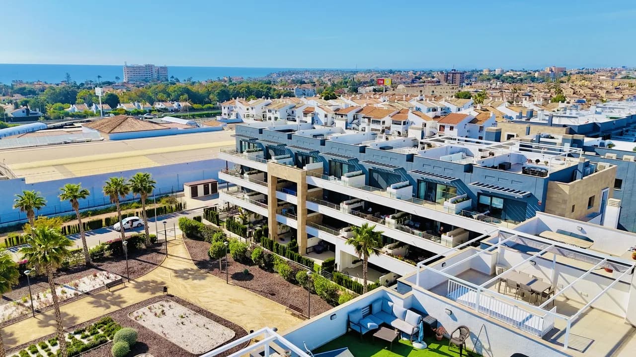 Apartment de 2 dormitorios en venta en Playa Flamenca, Alicante
