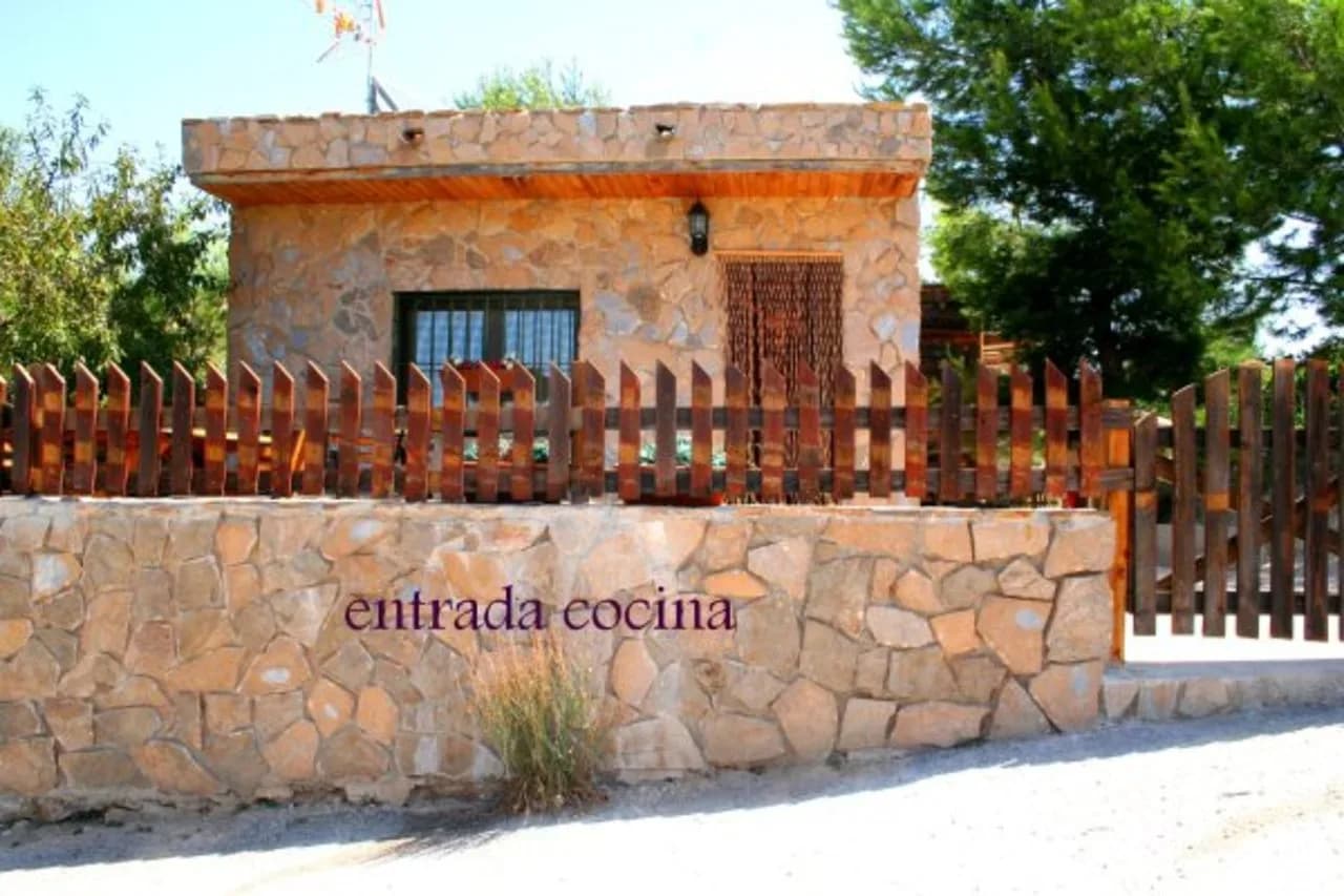 Finca de 3 dormitorios en venta en Gea Y Truyols, Murcia - Image 4