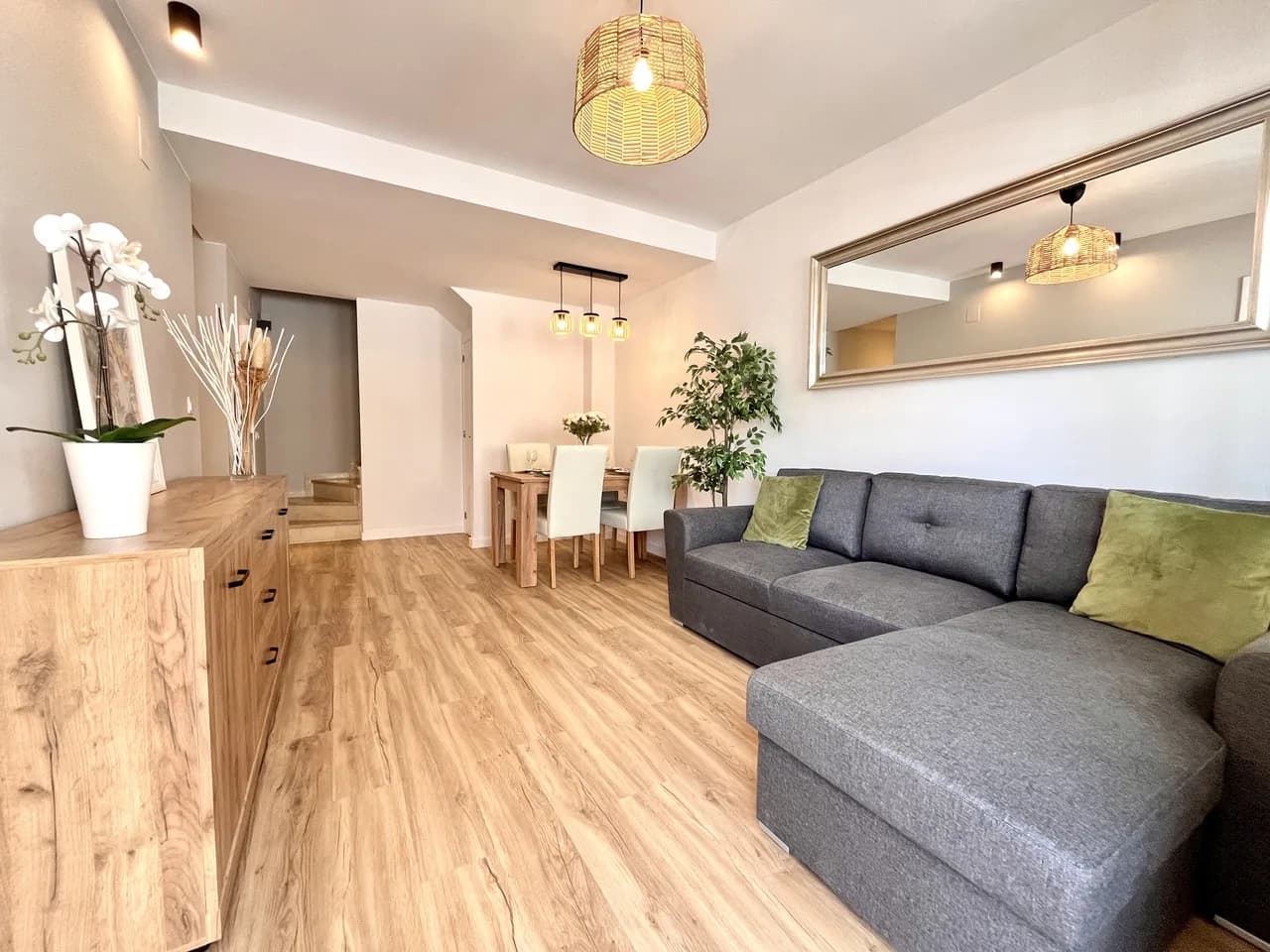 Townhouse de 3 dormitorios en venta en Los Altos, Alicante - Image 3