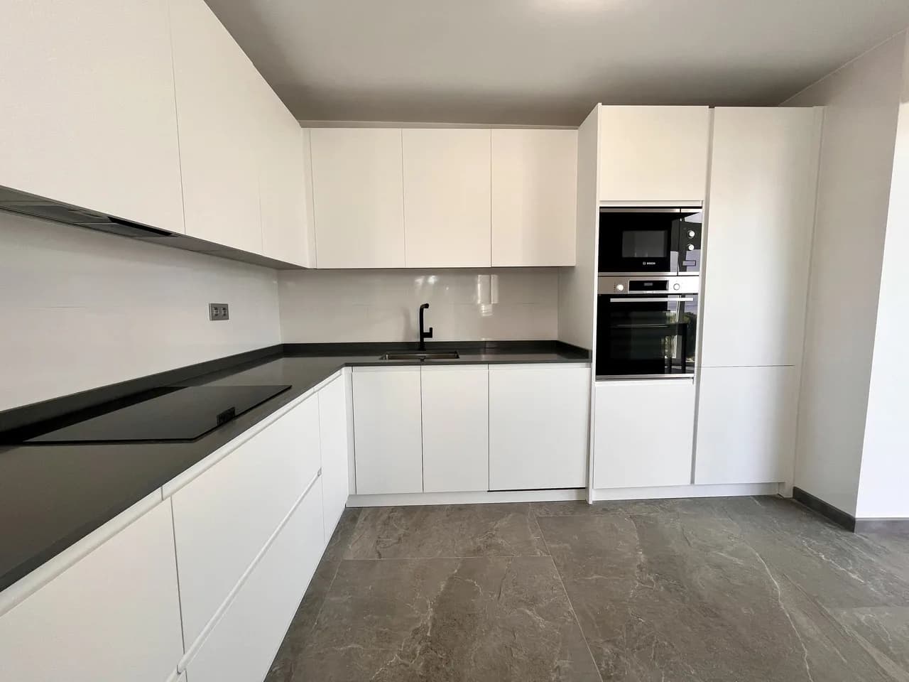 Villa de 6 dormitorios en venta en Los Balcones, Alicante - Image 7